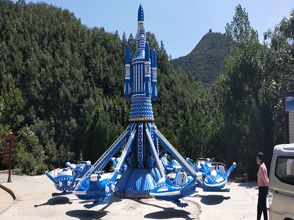 主題樂園大型自控飛機(jī)